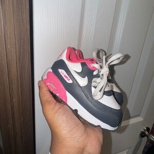 Nike Air Max Kids Sneakers in Pink and Gray